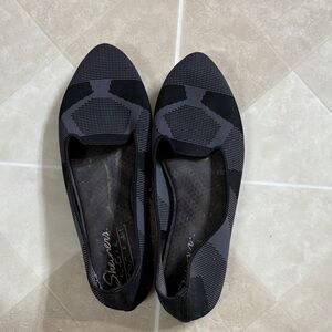 Skechers Women's Black and Gray Loafers